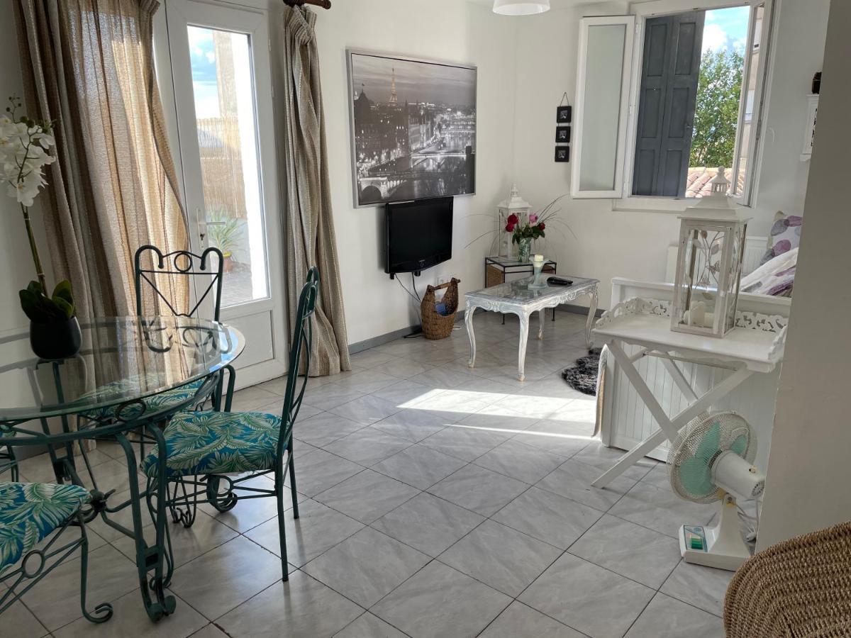 Centre Carcassonne Apartment With Private Sunny Terrace Exterior foto